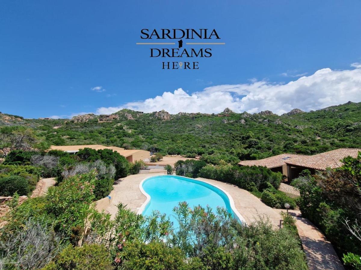 Holiday home Sapphire Con Piscina